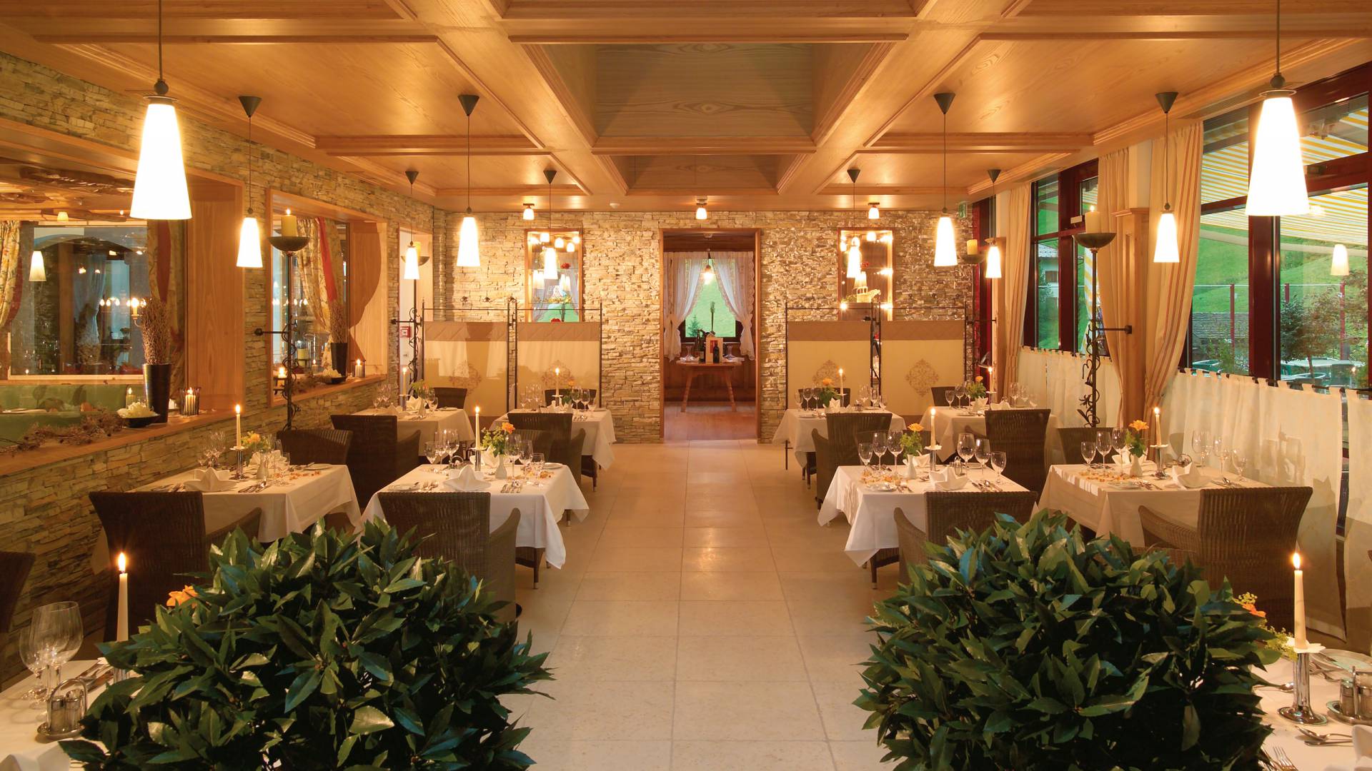 Hotel Restaurant