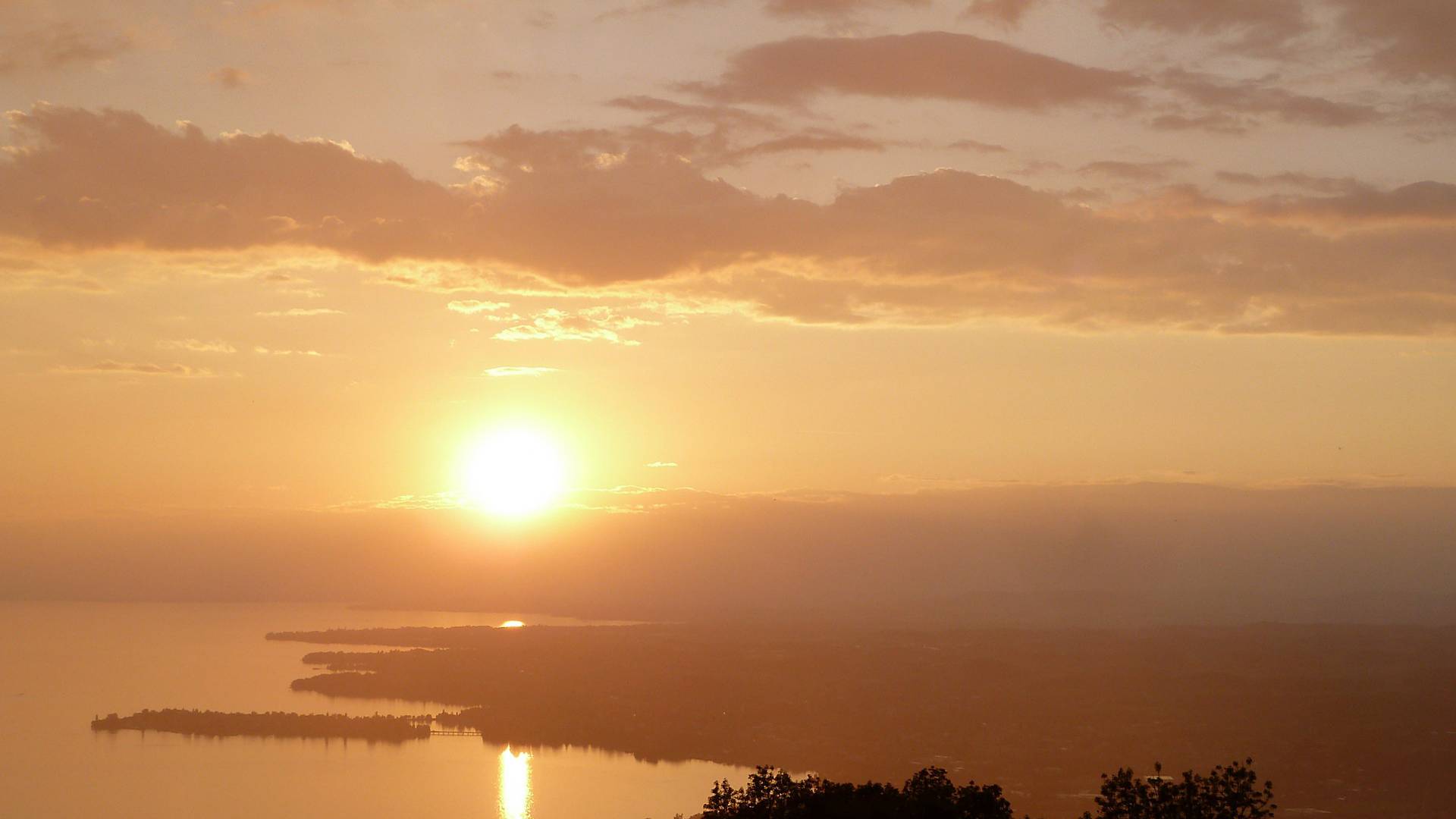 Sonnenaufgang am Bodensee